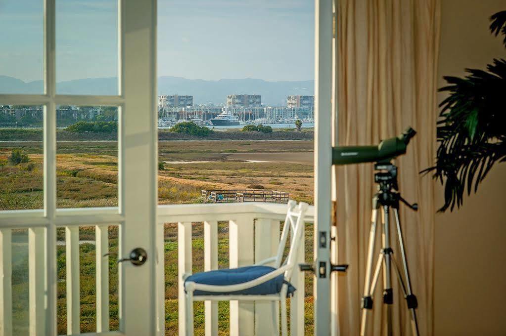 Hotel At Playa Del Rey 3*